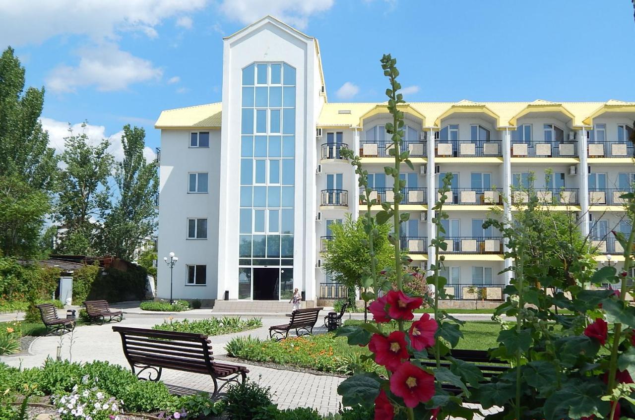 Отель Мелиоратор-Юг Kobleve Exteriér fotografie