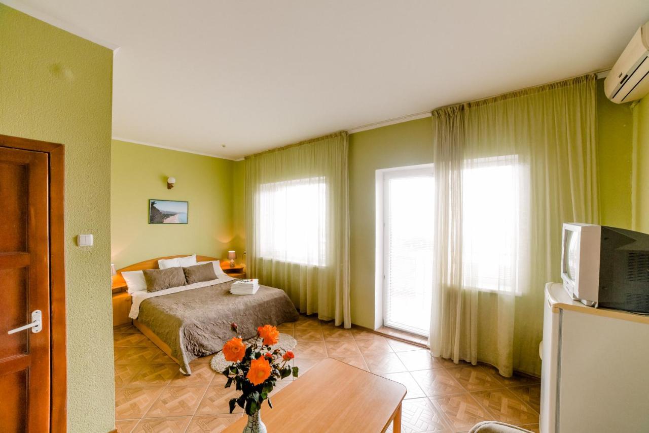 Отель Мелиоратор-Юг Kobleve Exteriér fotografie